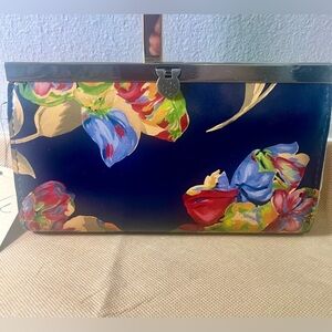 NWT Patricia Nash Leather Cauchy Framed Wallet- Le Fleur